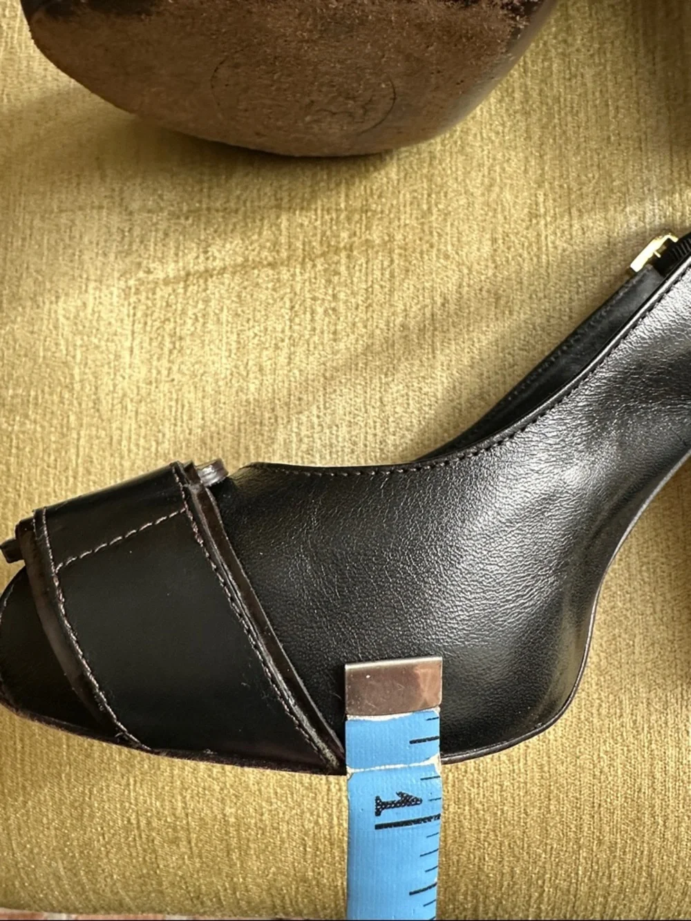 Tory Burch Black Leather Slingback Peep-Toe Heels with Buckle Detail Size 8.5